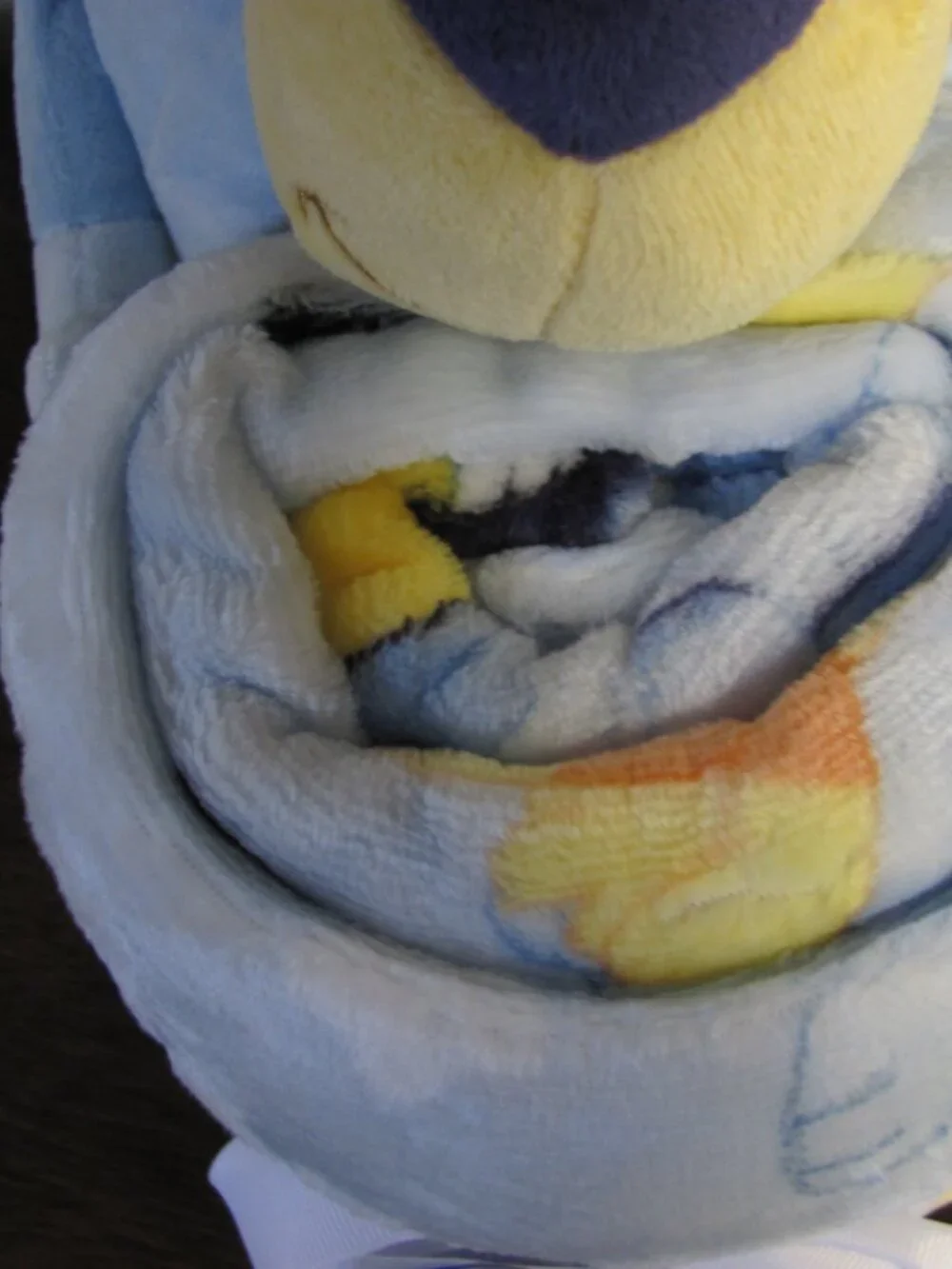 BLUEY STUFFED ANIMAL AND BLANKET NWT